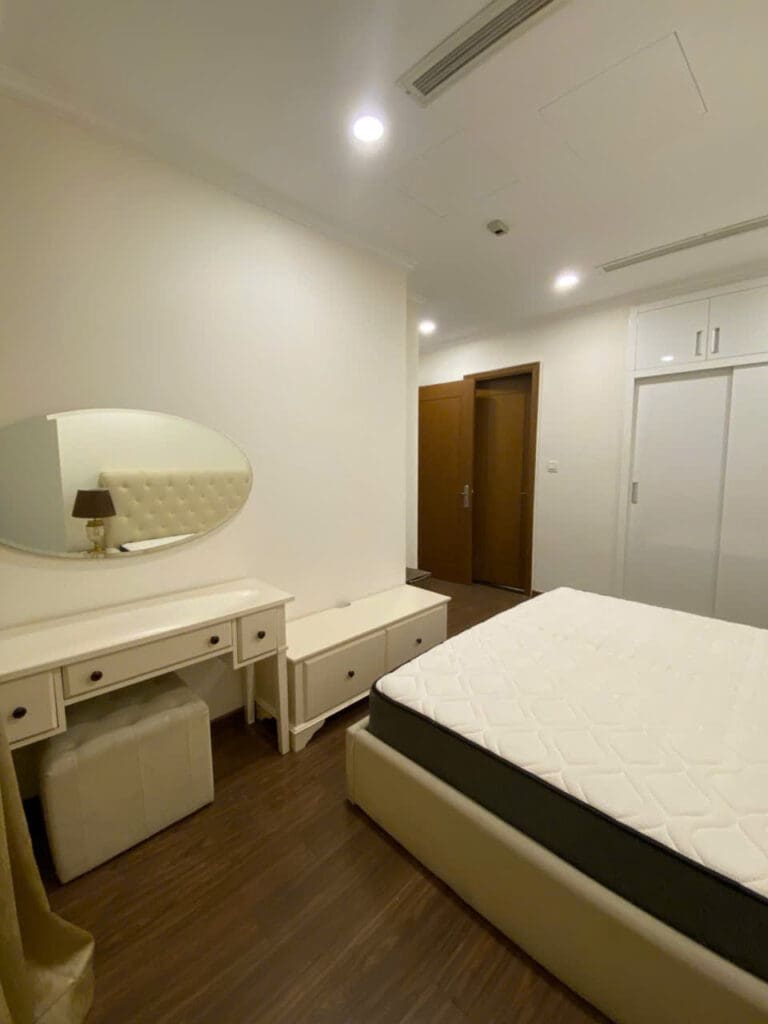 thuê vinhomes Tân Cảng 3PN