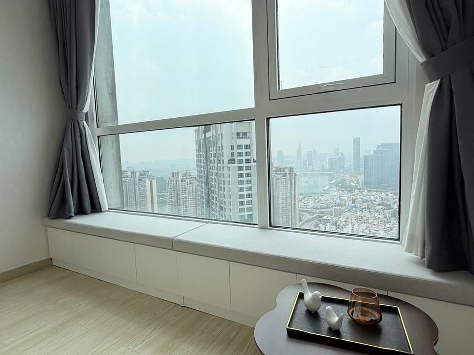 View thành phố từ căn hộ 3pn landmark 3 vinhomes central park