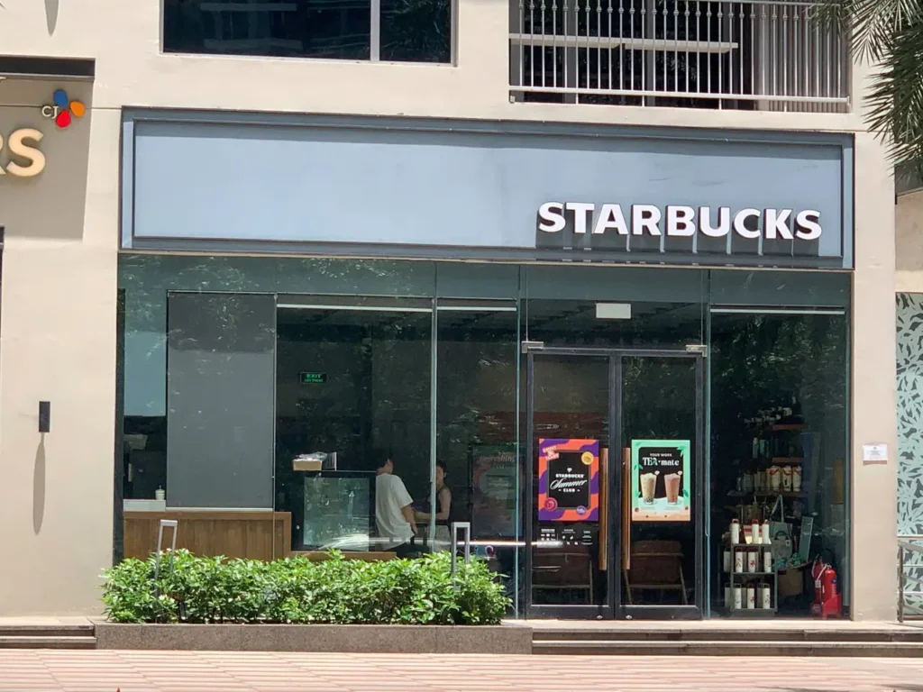 Starbuck Vinhomes Central Park